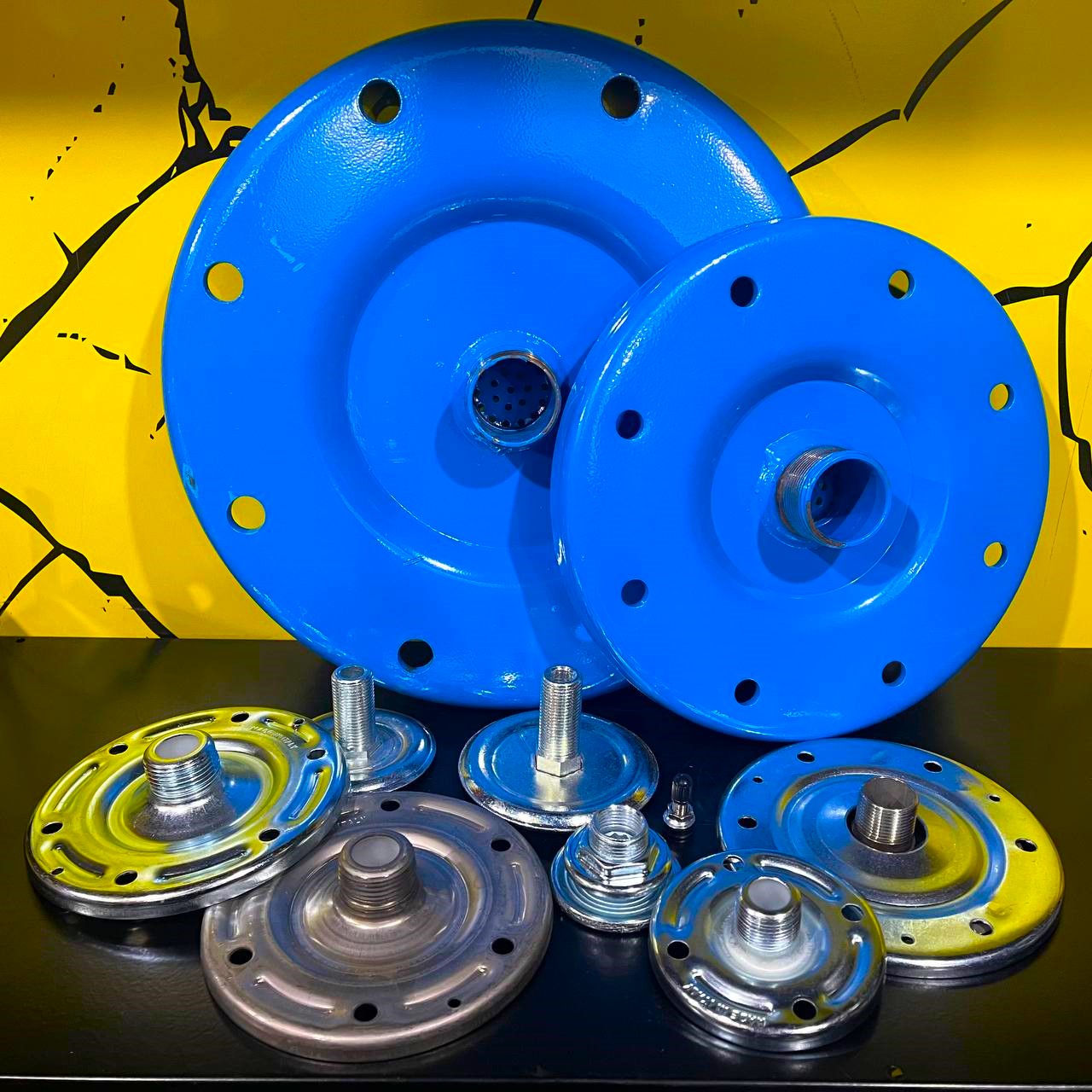 Запчастини / мембрани / груші для гідроакумуляторів